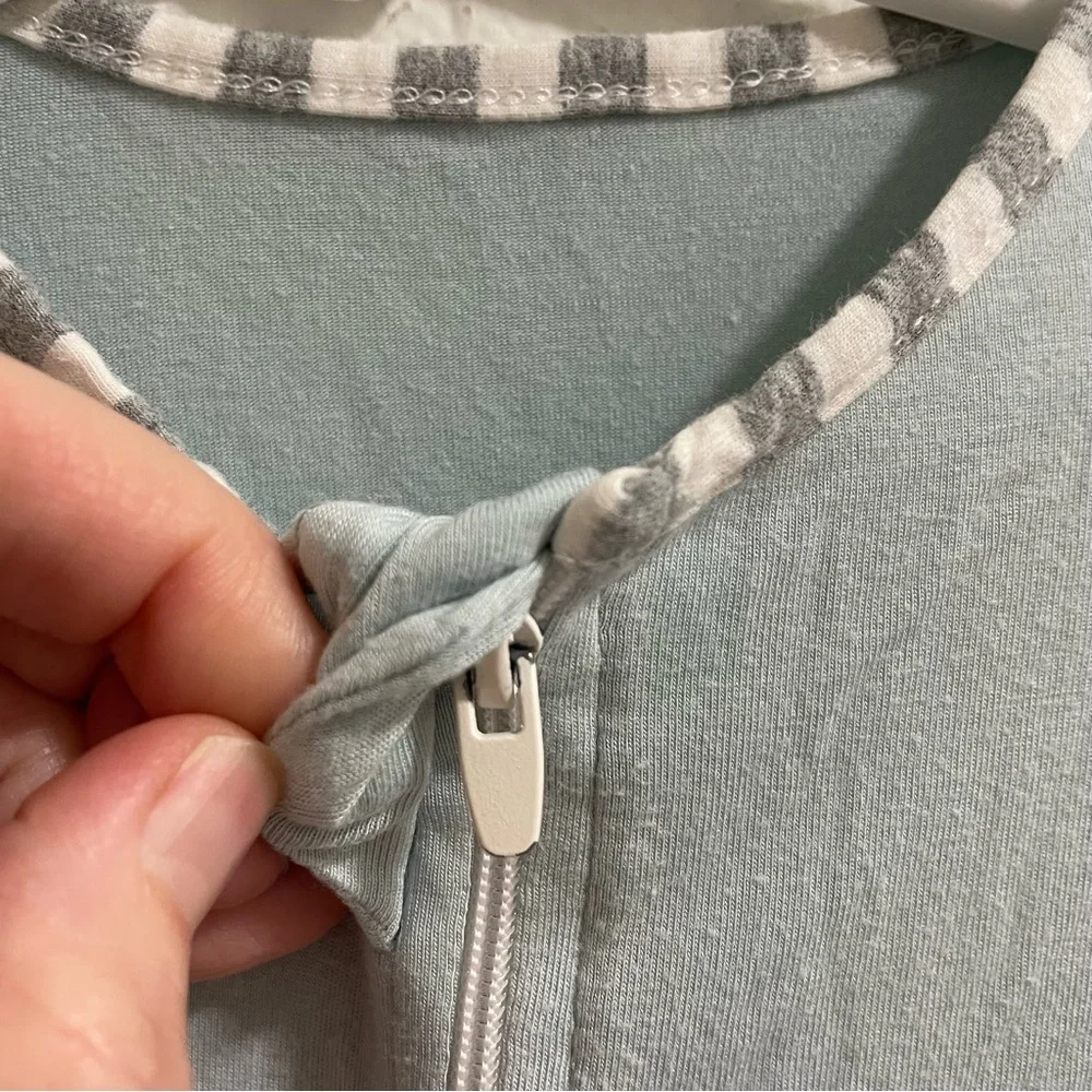 unbranded as has